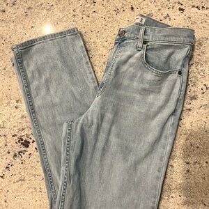 Abercrombie and Fitch 90s strait ultra high rise Jeans